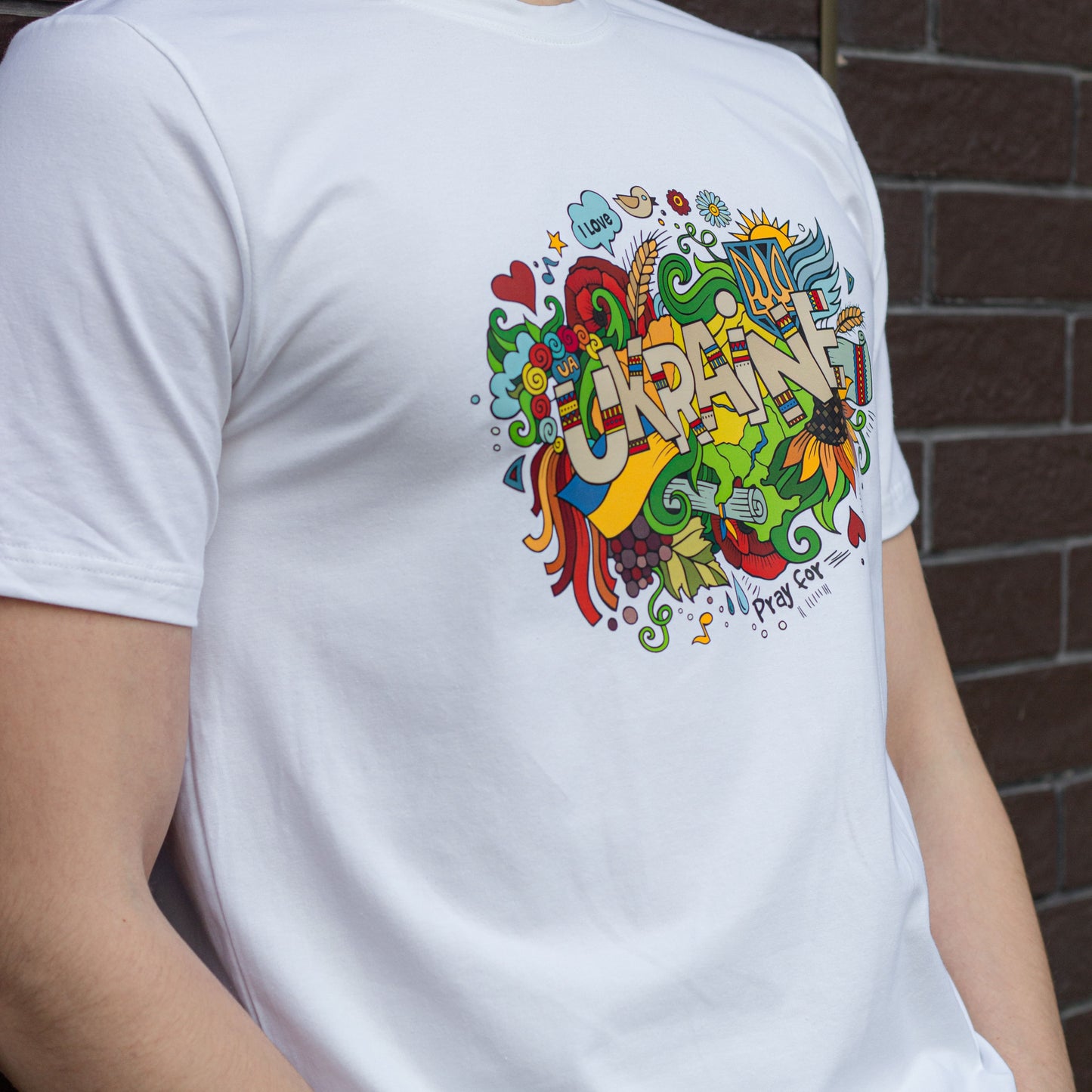 T-shirt White Ukraine in Color